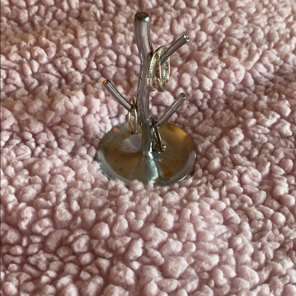 Jewelry stand